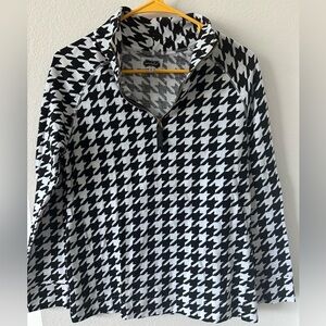 Mud Pie Houndstooth Quarter-Zip Pullover – Size S